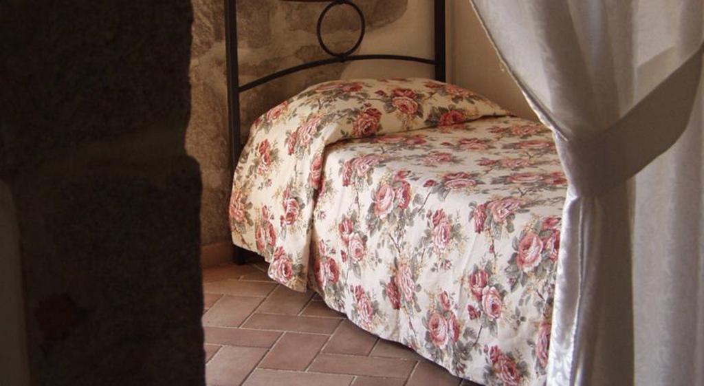 セッジャーノ Antico Casale Pozzuoloヴィラ 部屋 写真